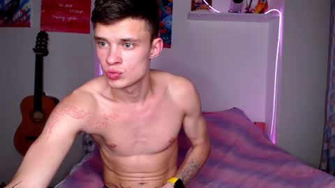 Adam Dream online show from 11-03-25, 09:16