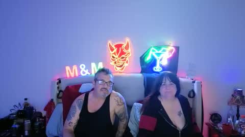 Snapshot of dreamycouple01 chatting on 05-17-26, 01:36 DreamyCouple01 online show from 05-17-26, 01:36