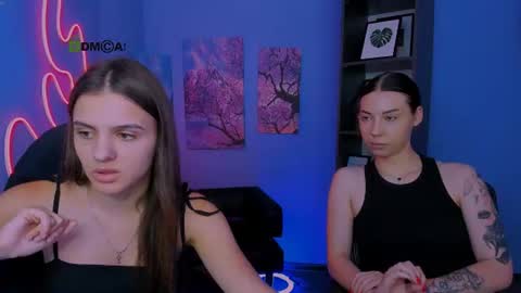 Snapshot of dreamyivyy chatting on 06-23-26, 10:24 Ivy online show from 06-23-26, 10:24