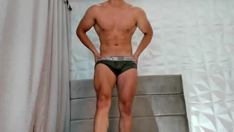 Snapshot of drekev_ chatting on 02-09-25, 08:33 Kevin online show from 02-09-25, 08:33