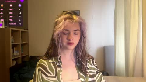 Dia online show from 04-24-26, 09:23