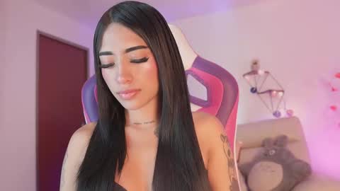 DRIANA online show from 11-25-25, 01:55