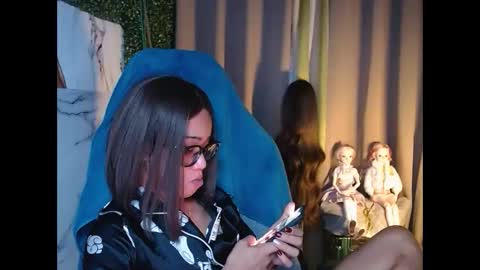 Snapshot of driannasue25 chatting on 01-13-26, 10:15 Adriana Lovely online show from 01-13-26, 10:15