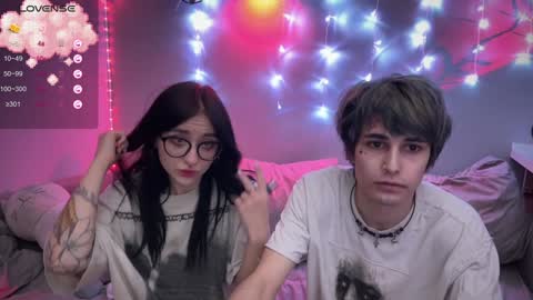 Snapshot of drillhouse_ chatting on 01-28-25, 12:43 Tara Sonny online show from 01-28-25, 12:43