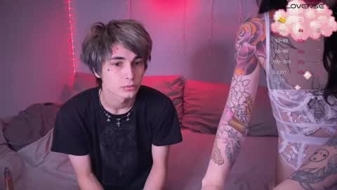 Snapshot of drillhouse_ chatting on 02-09-25, 07:41 Tara Sonny online show from 02-09-25, 07:41