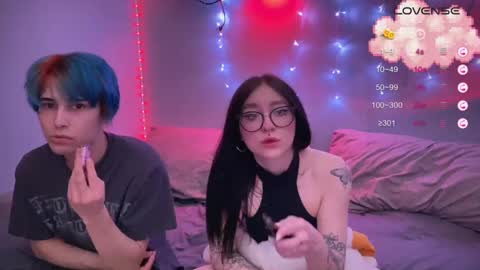 Snapshot of drillhouse_ chatting on 03-05-25, 04:24 Tara Sonny online show from 03-05-25, 04:24