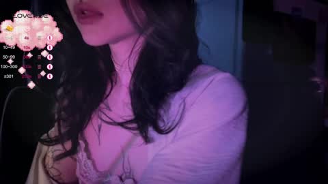 Snapshot of drillhouse_ chatting on 09-26-25, 12:47 Tara Sonny online show from 09-26-25, 12:47