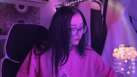 Snapshot of drillhouse_ chatting on 11-10-25, 11:59 Tara Sonny online show from 11-10-25, 11:59