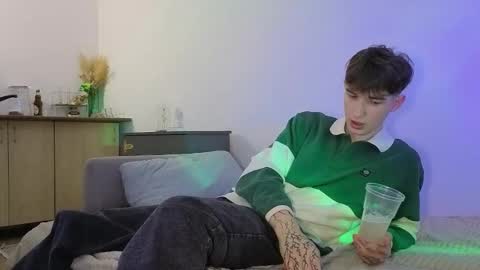 Mark online show from 01-17-26, 01:27