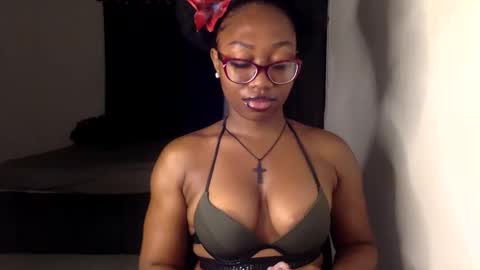 luna online show from 02-18-26, 05:03