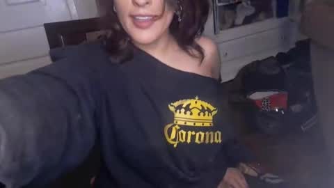 Snapshot of drippinglilygagwell chatting on 11-10-25, 10:03 drippinglilygagwell online show from 11-10-25, 10:03