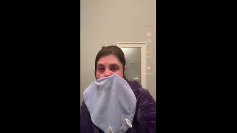 Drippy kitty  online show from 01-08-26, 04:53