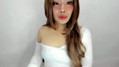 Snapshot of dripqueenxoxo chatting on 10-07-25, 02:09 miss. Erika online show from 10-07-25, 02:09