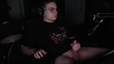 Snapshot of dripsaucenocap chatting on 03-16-26, 11:03 dripsaucenocap online show from 03-16-26, 11:03