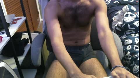 Snapshot of drizzygoat chatting on 12-23-24, 06:37 indian goat online show from 12-23-24, 06:37