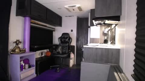 DirtyDrizzy online show from 11-15-25, 11:18