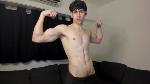 Snapshot of drmozo chatting on 10-06-25, 02:31 Alexander online show from 10-06-25, 02:31