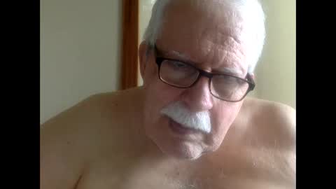 drnick069 online show from 10-17-25, 05:04