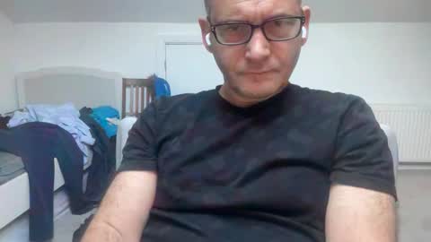 Nick online show from 12-03-25, 09:29