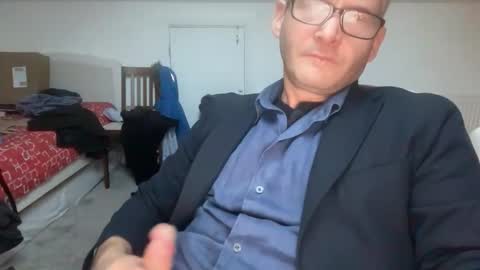 Nick online show from 12-20-25, 03:41