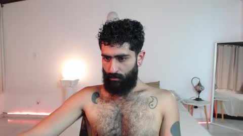 Snapshot of drogama chatting on 02-17-25, 04:09 Drogama online show from 02-17-25, 04:09