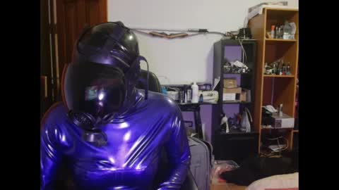 Snapshot of drone1397 chatting on 02-11-25, 11:44 Drone1397 online show from 02-11-25, 11:44