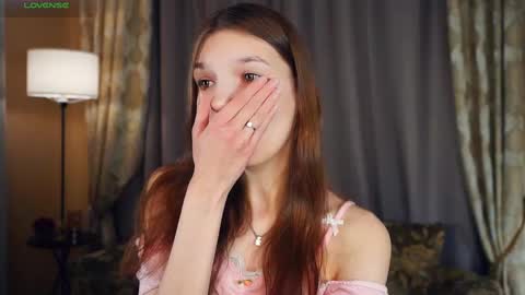 Polly day and Amelia night online show from 01-08-25, 06:31