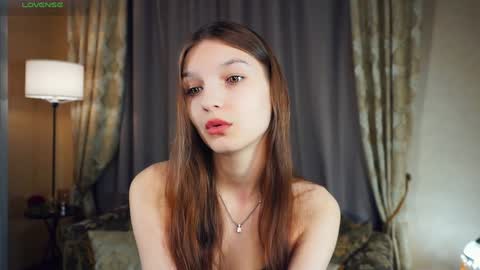 Polly day and Amelia night online show from 01-13-25, 06:49