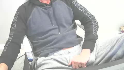 Snapshot of ds0574 chatting on 01-29-25, 03:58 D Ship online show from 01-29-25, 03:58