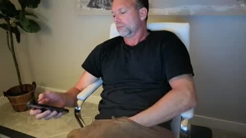 Snapshot of ds0574 chatting on 10-07-25, 04:31 D Ship online show from 10-07-25, 04:31