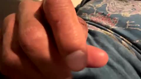 Snapshot of dthrow12 chatting on 10-10-25, 08:02 dthrow12 online show from 10-10-25, 08:02