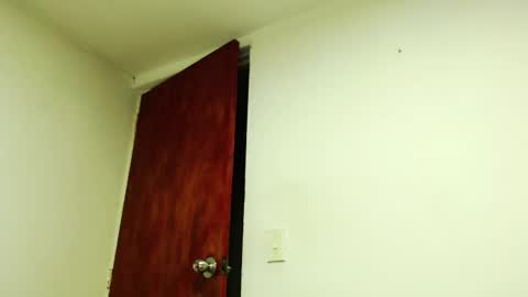 Snapshot of dualdoflow chatting on 12-15-25, 10:52 S.K..maorisa98 VIDEOS SEXHARD PPBOY 55TASTEPROTEIN online show from 12-15-25, 10:52