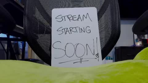 Snapshot of dude_b_horny chatting on 03-30-26, 01:56 Oliver online show from 03-30-26, 01:56