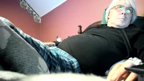 Doug online show from 04-27-26, 02:31