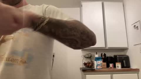 Snapshot of dukethedude chatting on 03-08-26, 02:04 Duke online show from 03-08-26, 02:04