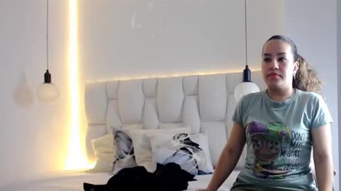 dulce__lovee online show from 09-27-25, 11:48