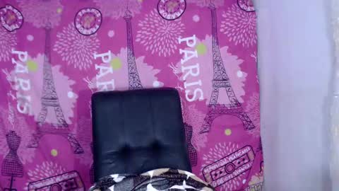 Snapshot of dulce_amor chatting on 01-17-25, 09:17 Dulce online show from 01-17-25, 09:17