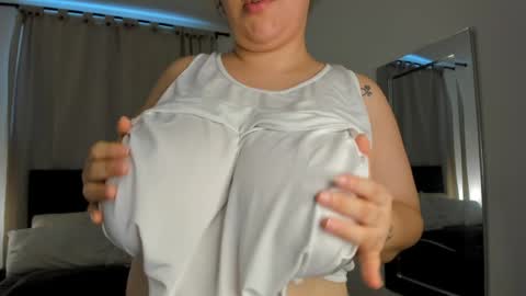 dulce brithany online show from 04-27-26, 07:45