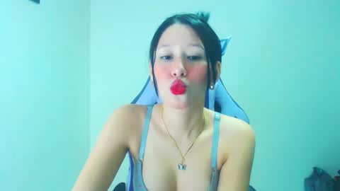 dulce_mauren online show from 11-28-25, 06:38
