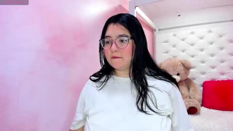 Dulce  online show from 10-08-25, 11:52