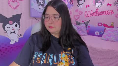 Snapshot of dulce_meow chatting on 05-15-26, 11:50 Dulce online show from 05-15-26, 11:50