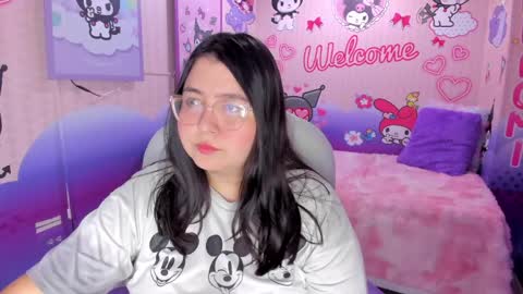Snapshot of dulce_meow chatting on 06-05-26, 12:00 Dulce online show from 06-05-26, 12:00
