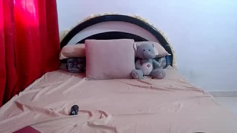 dulce_xiara online show from 05-05-26, 11:29