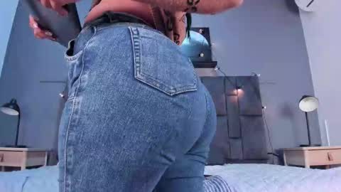 DULCE AURORA online show from 10-09-25, 03:04