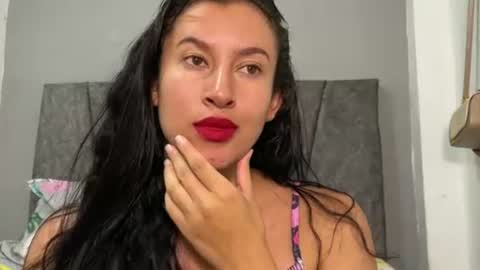 dulceizzy online show from 04-23-26, 01:18