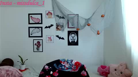 Snapshot of dulcemaria_alvarez22 chatting on 10-29-25, 09:38 Dulce online show from 10-29-25, 09:38