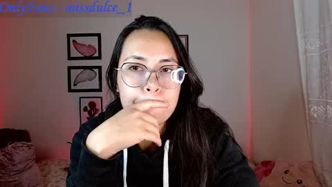 Snapshot of dulcemaria_alvarez22 chatting on 11-20-25, 05:18 Dulce online show from 11-20-25, 05:18