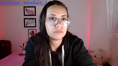 Snapshot of dulcemaria_alvarez22 chatting on 12-01-25, 05:23 Dulce online show from 12-01-25, 05:23