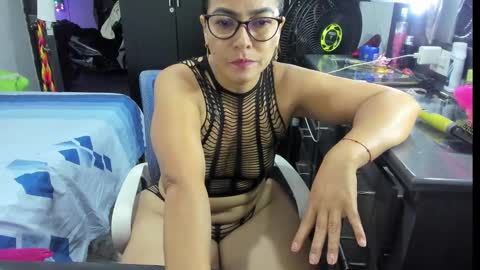Snapshot of dulcemilf_ chatting on 01-03-25, 11:55 Dulce online show from 01-03-25, 11:55