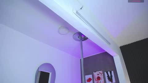 Dulce Rose online show from 10-21-25, 01:50